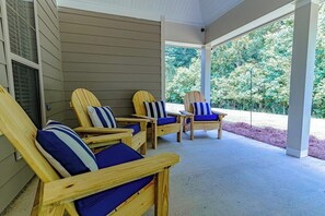 Terrace/patio - Elegant 4BR Retreat | East Montgomery + King Beds (Montgomery)