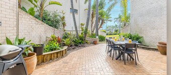 The Moorings 18 4 Cromarty Rd Waterfront, Pool, Wifi & AirCon