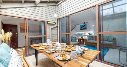 The Moorings 18 4 Cromarty Rd Waterfront, Pool, Wifi & AirCon