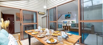 The Moorings 18 4 Cromarty Rd Waterfront, Pool, Wifi & AirCon