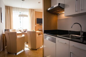 Fridge, microwave, dishwasher, coffee/tea maker