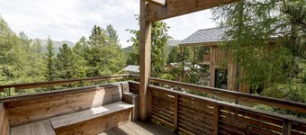 Chalet # 17 with IR-sauna, indoor whirlpool and outdoor whirlpool