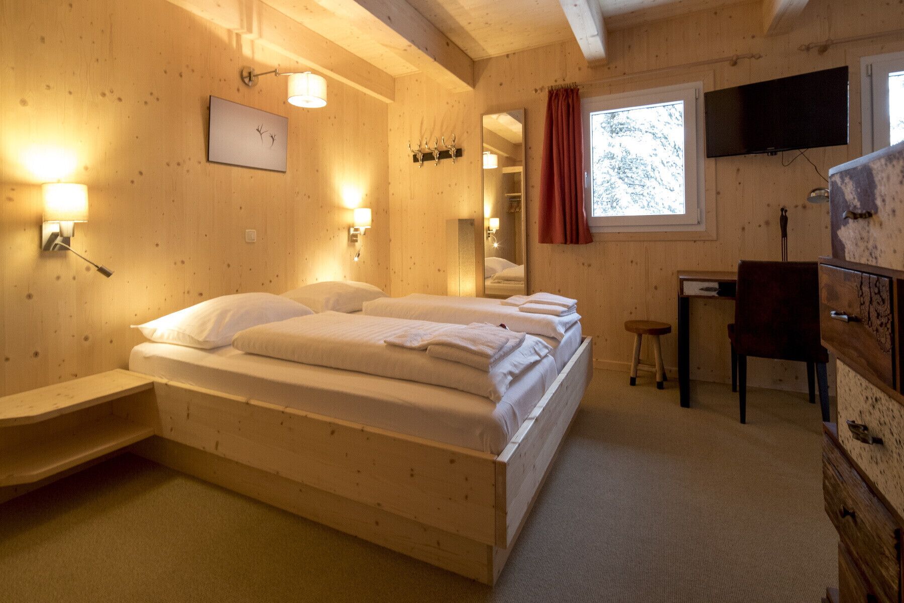 4 Schlafzimmer, kostenloses WLAN, Bettwäsche