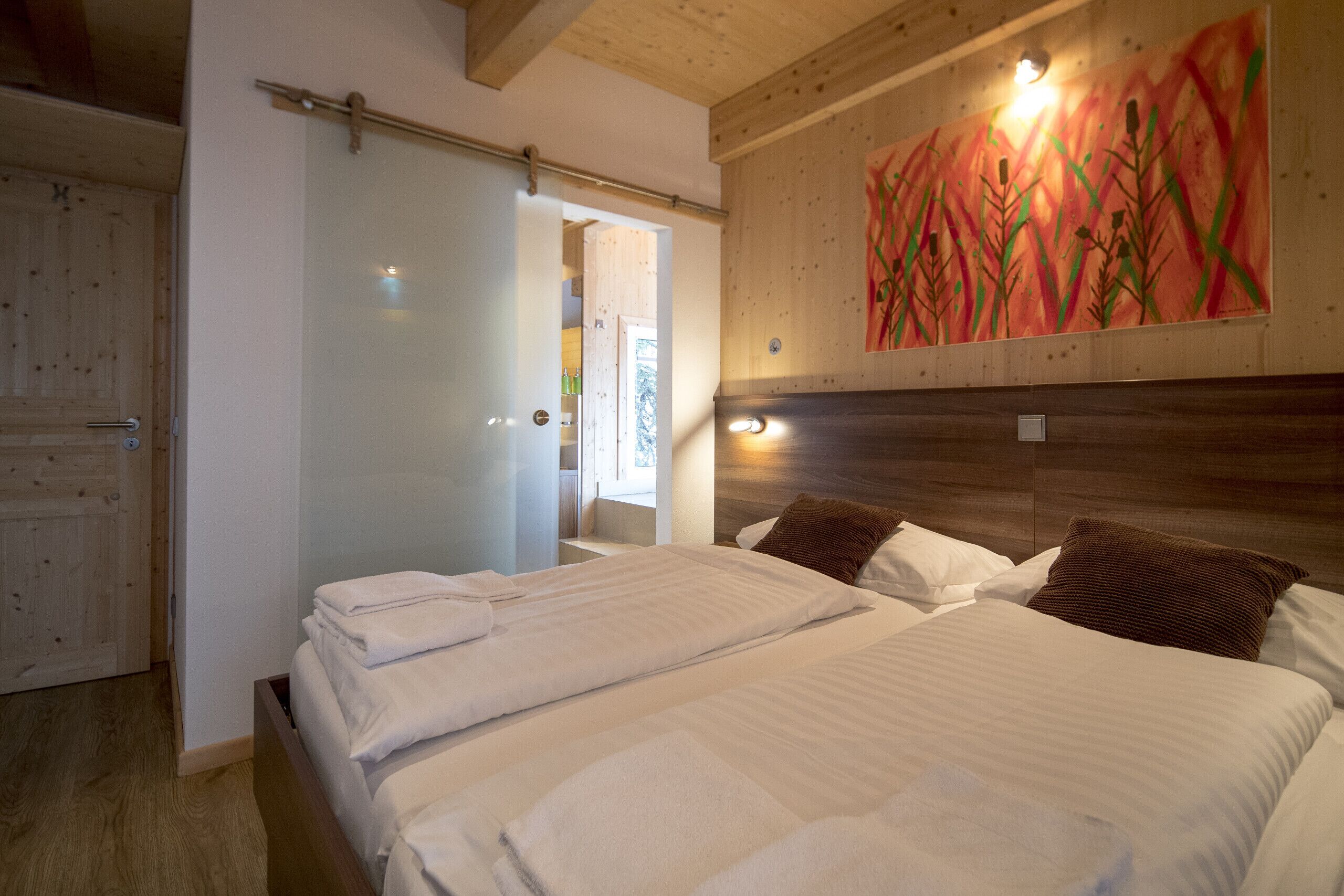 5 habitaciones, wifi gratis y ropa de cama 