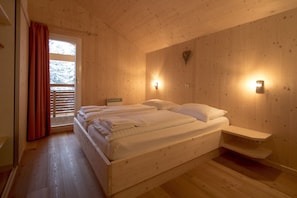 4 Schlafzimmer, Bügeleisen/Bügelbrett, kostenloses WLAN, Bettwäsche