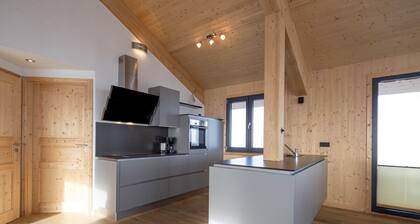 Ferienhaus # 3 mit Sauna, Whirlwanne innen und Whirlpool auĂen