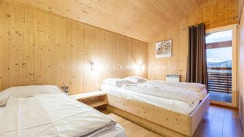 4 quartos, Wi-Fi de cortesia, roupa de cama