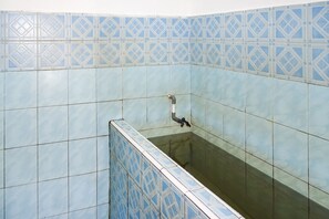 Dusche, Handtücher, Seife, Shampoo