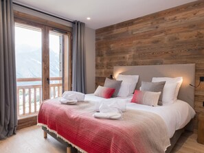 6 bedrooms, free WiFi