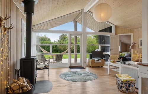 Amazing home in Fårevejle with sauna