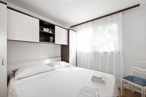 2 bedrooms, free WiFi, bed sheets