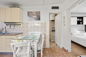 2 chambres, accès au Wi-Fi (inclus), literie fournie