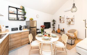 Interior - 2 bedroom stunning home in Nerezisca (Nerezisca)