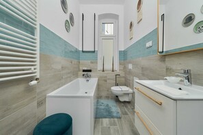 Bathtub