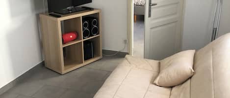 1 makuuhuone, vauvan matkasänky, ilmainen Wi-Fi, vuodevaatteet