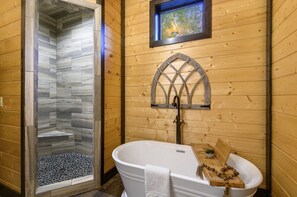 Hair dryer - New Listing · Tucker`d Out · Foosball, Hot Tub, & Prime Location! (Broken Bow)