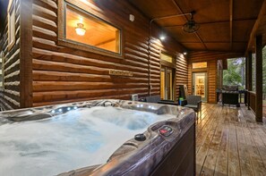 Terrace/patio - New Listing · Tucker`d Out · Foosball, Hot Tub, & Prime Location! (Broken Bow)