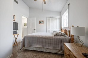 2 bedrooms, desk, iron/ironing board, travel cot