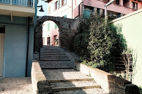 Parco della struttura. Accogliente appartamento recentemente ristrutturato, immerso nel centro storico