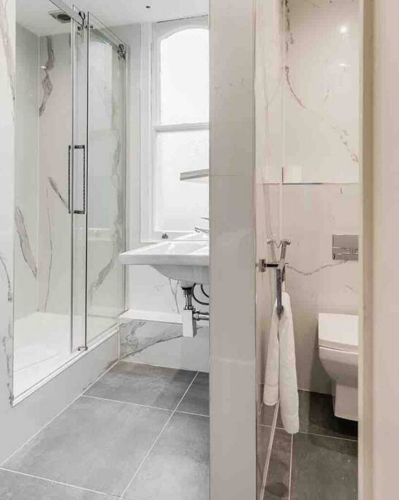 Hårtork och handdukar