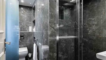 Haartrockner, Handtücher