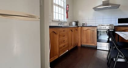 Hobart City Oasis with 3 beds