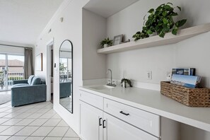 Interior - Enjoy the beauty of this custom decorated and furnished condo, midtown and ocean block (OCEAN CITY)