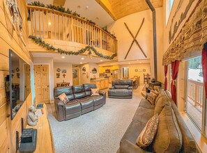 TV, fireplace - Bear Bottoms Cabin|Huge GAME ROOM! (Shaver Lake)