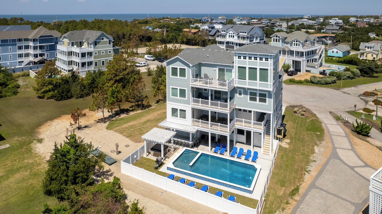 Summer Salt 10 Bedroom Home at Hattie Creef Landing