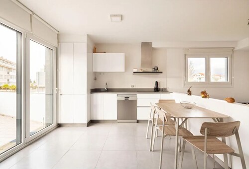 Piso Amplio Y Luminoso