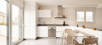 Piso Amplio Y Luminoso