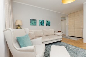 Apartment, 2 Bedrooms, Balcony | Living room