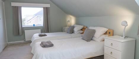 3 slaapkamers, individueel gedecoreerd, individueel gemeubileerd