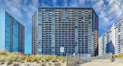 Direct Ocean Front Studio at the Golden Sands with Indoor Pool, Gym and Saunas