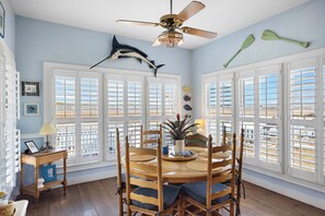Dining - Flounder Inn - 4 bedroom, Creek Front (Pawleys Island)