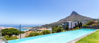 The Crystal - Spectacular sea Views in Camps Bay