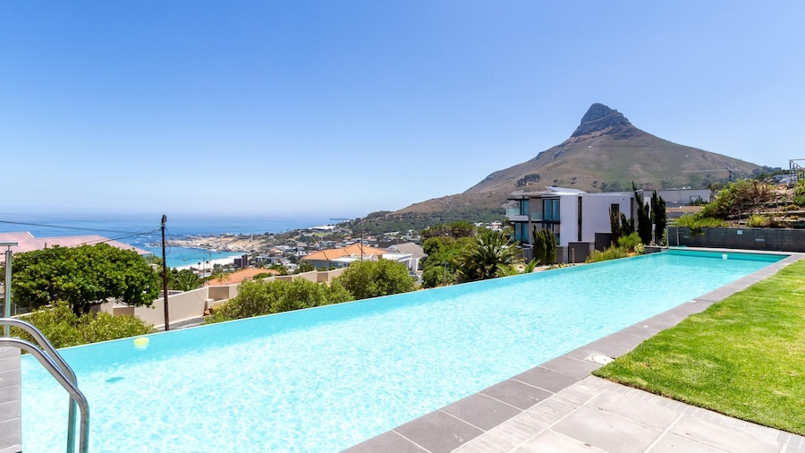 The Crystal - Spectacular sea Views in Camps Bay