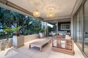 วิลล่า | 4 ห้อ  งนอน