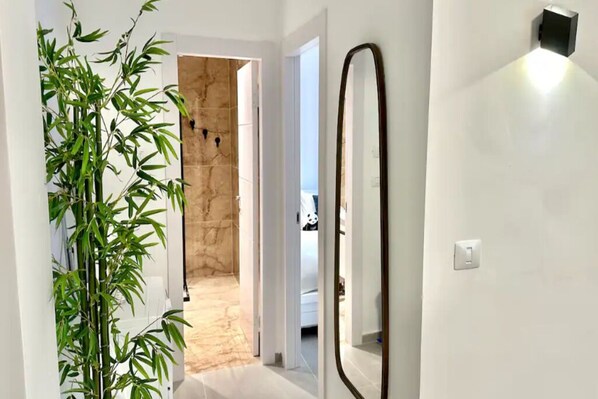 2 bedrooms, iron/ironing board, travel cot, free WiFi - Happy Life Limeapartment с балконом (Haifa)