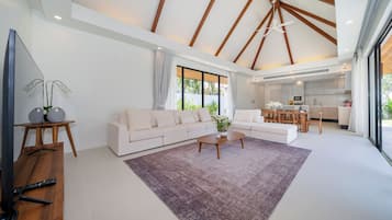 Luxury Villa | Living room