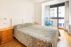 1 bedroom, iron/ironing board, bed sheets