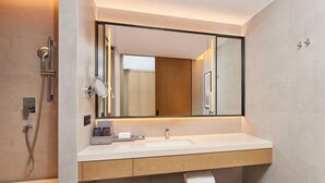 Room - Courtyard By Marriott Jiuzhaigou (Ngawa Autonomous Prefecture)