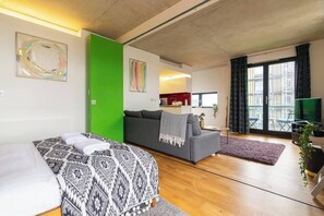 1 soverom, strykejern/-brett, reiseseng for barn og wi-fi