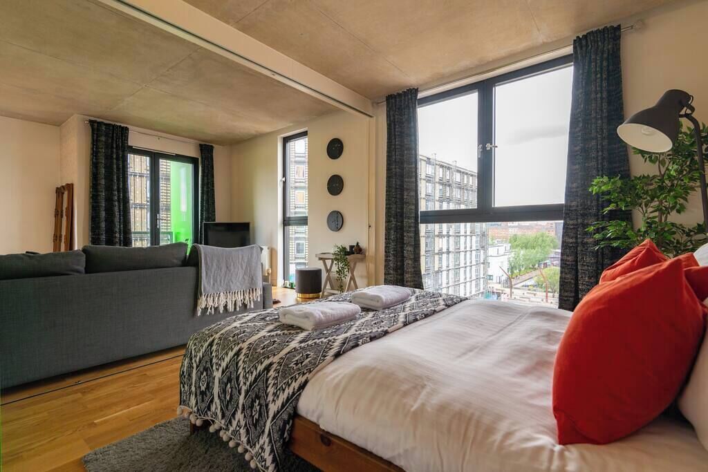 1 bedroom, iron/ironing board, travel crib, WiFi