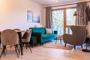 Apartament clàssic | 1 dormitori, planxa i posts de planxar, wifi gratuïta i roba de llit