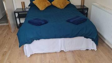 Appartamento | 1 camera, ferro/asse da stiro, Wi-Fi gratuito, lenzuola