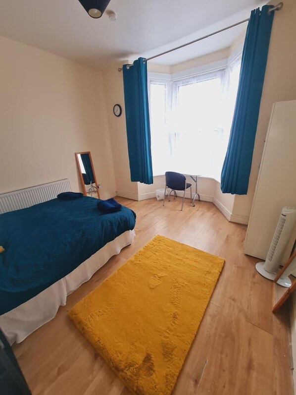 Apartment | 1 Schlafzimmer, Bügeleisen/Bügelbrett, kostenloses WLAN, Bettwäsche