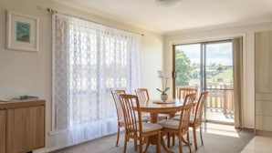 Unclassified image, 5 of 14, button - Mountain Explorer - 2BR Farmland View Retreat (Deloraine)