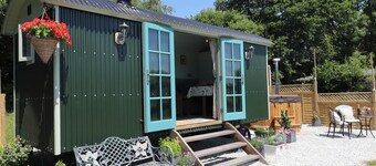 Two Moors Shepherds Hut