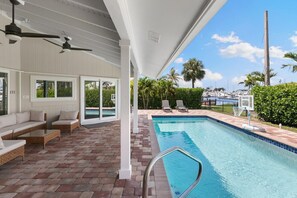 Imagen sin descripción, 4 de 47, botón